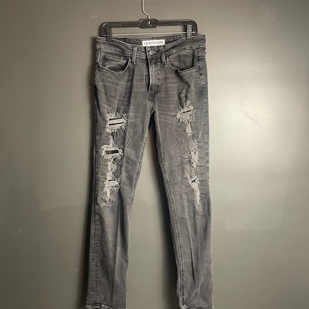 719. Men’s Distressed Express Jeans